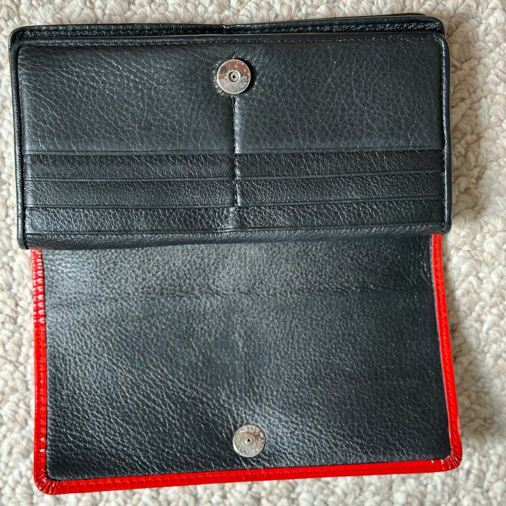 Brighton Red and White Graphic Wallet - Picture 7 of 17